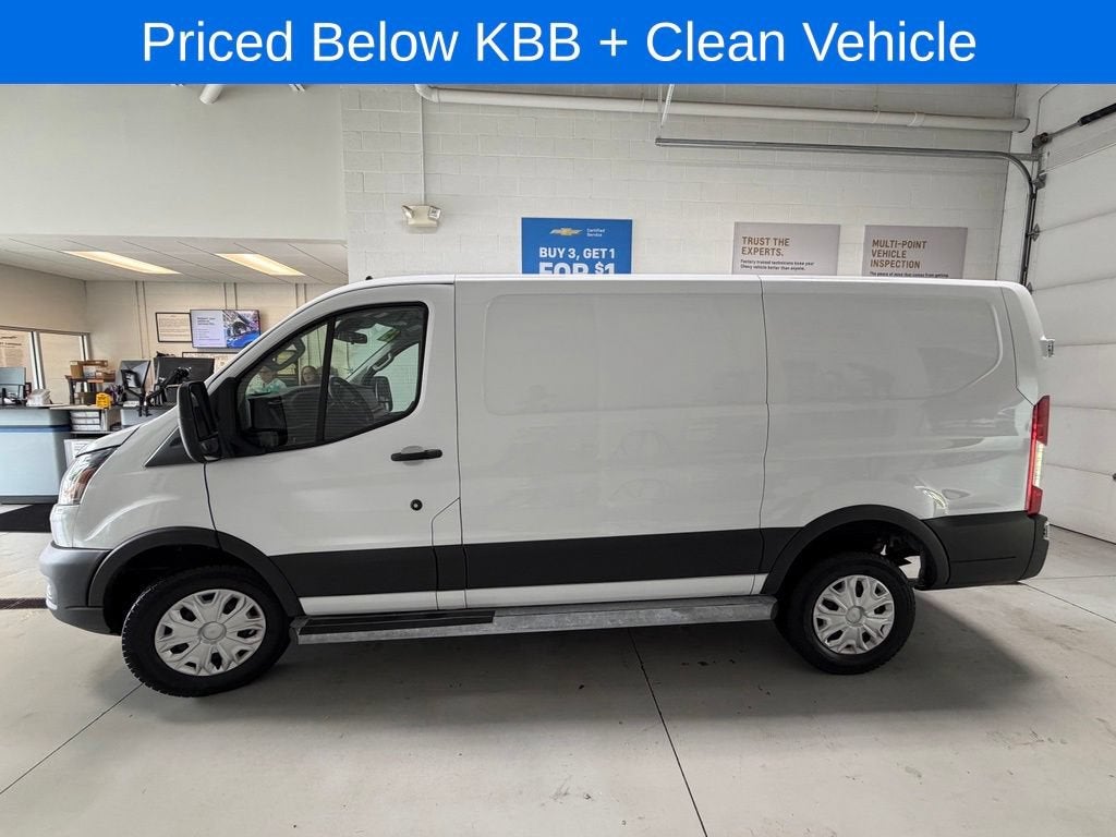 2025 Ford Transit Cargo Van Base