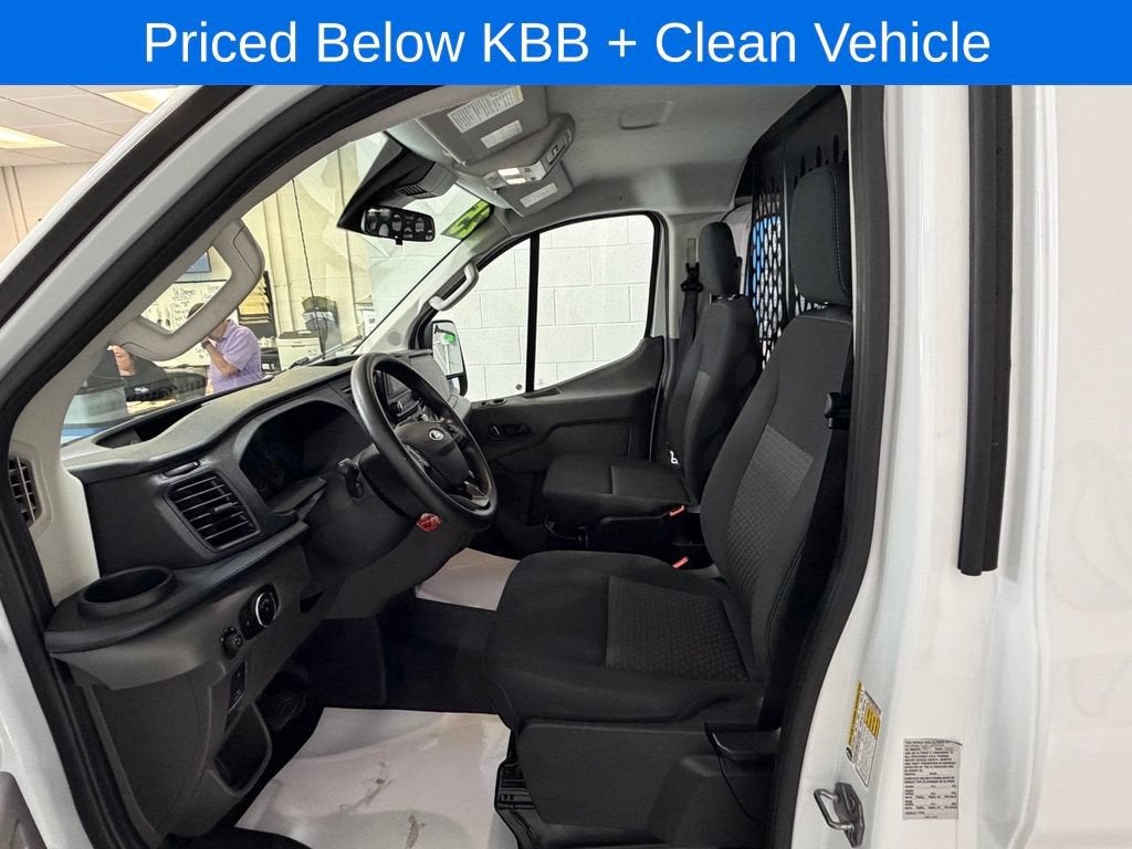 2025 Ford Transit Cargo Van Base