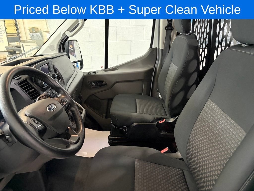 2025 Ford Transit Cargo Van Base