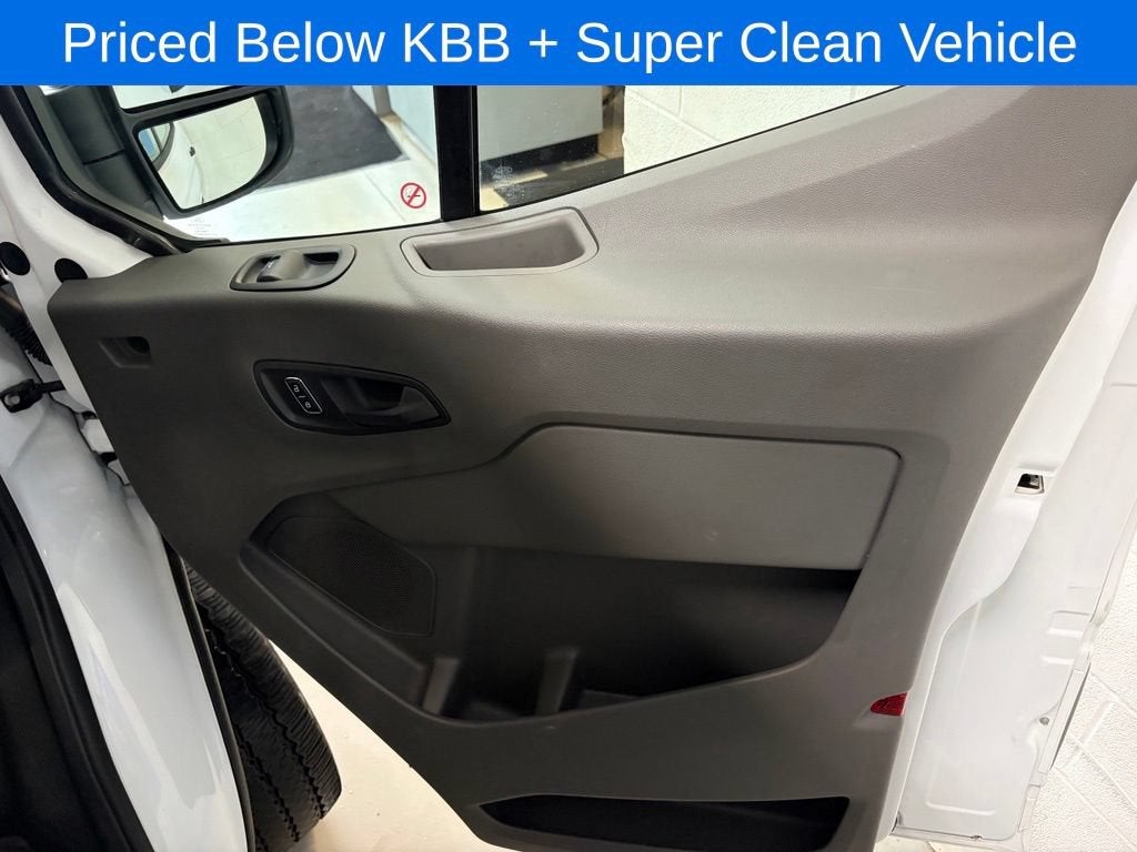 2025 Ford Transit Cargo Van Base