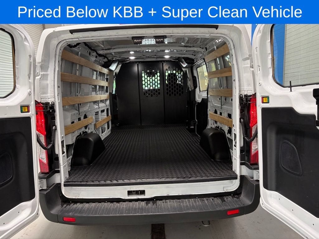 2025 Ford Transit Cargo Van Base