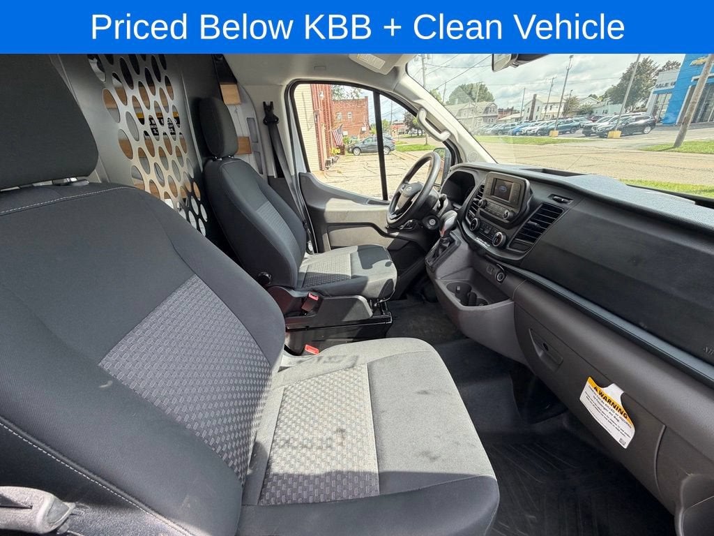 2025 Ford Transit Cargo Van Base