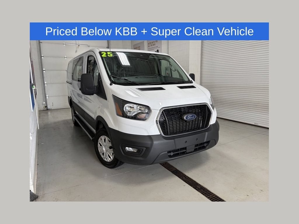 2025 Ford Transit Cargo Van Base