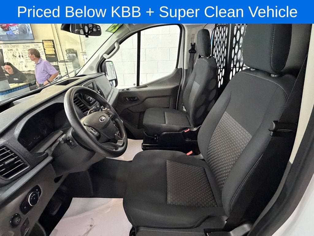 2025 Ford Transit Cargo Van Base
