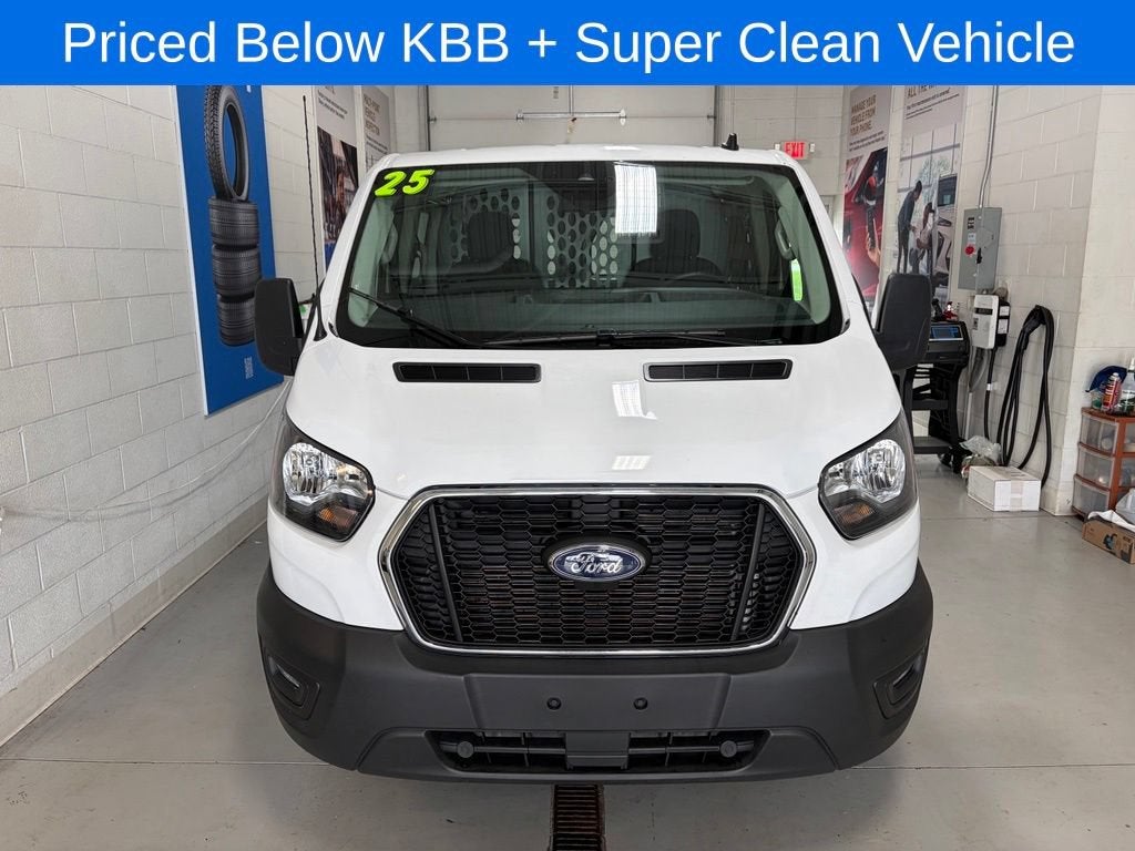 2025 Ford Transit Cargo Van Base