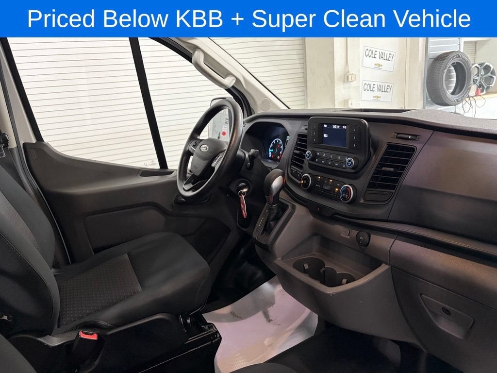 2025 Ford Transit Cargo Van Base