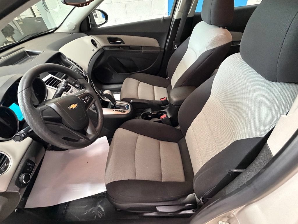 2013 Chevrolet Cruze LS
