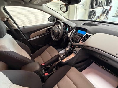 2013 Chevrolet Cruze LS