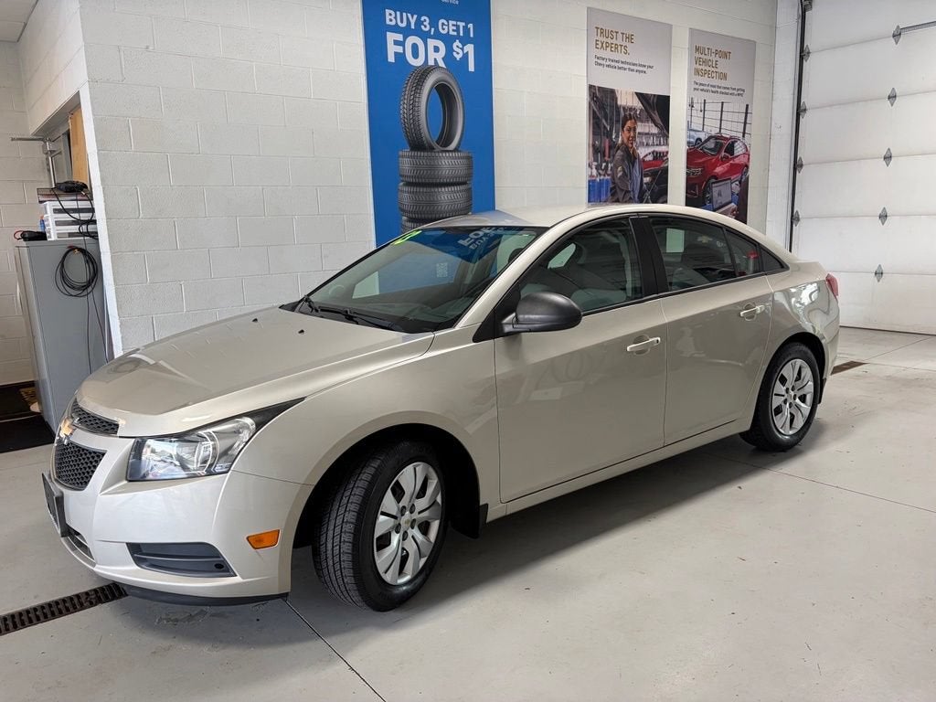 2013 Chevrolet Cruze LS