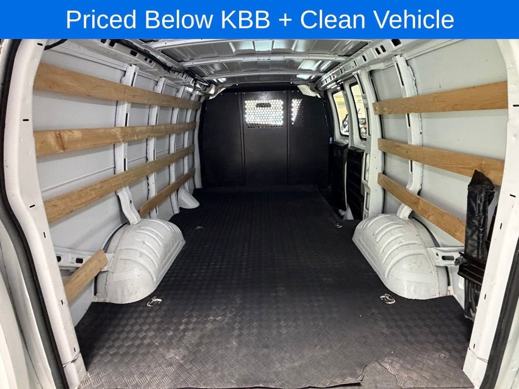 2024 Chevrolet Express Cargo 2500 WT