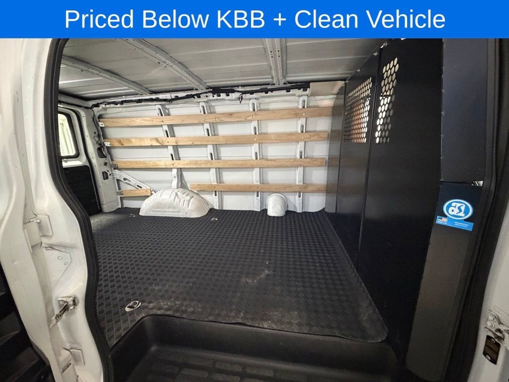 2024 Chevrolet Express Cargo 2500 WT