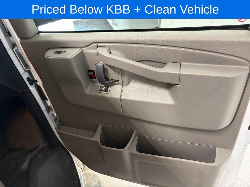 2024 Chevrolet Express Cargo 2500 WT
