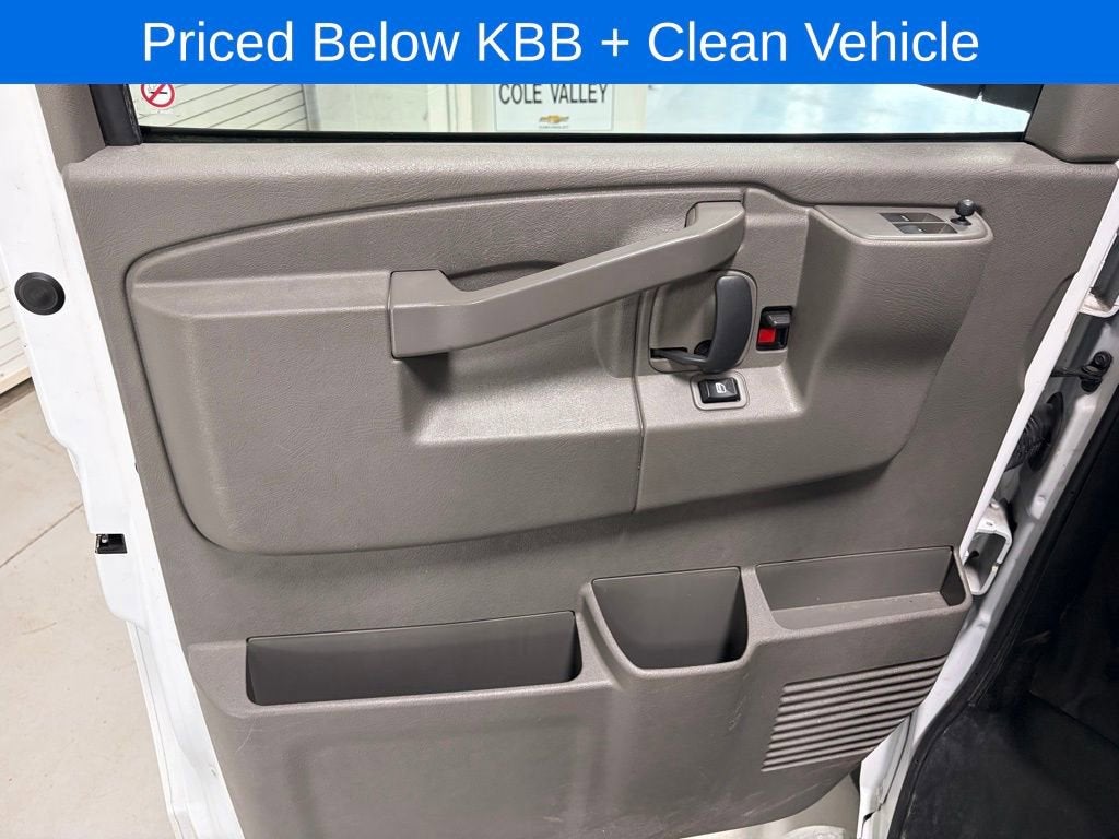 2024 Chevrolet Express Cargo 2500 WT