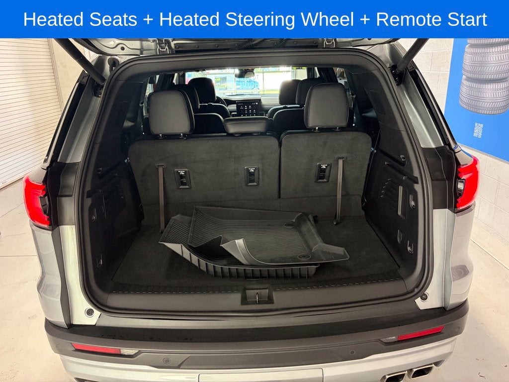 2024 GMC Acadia Elevation