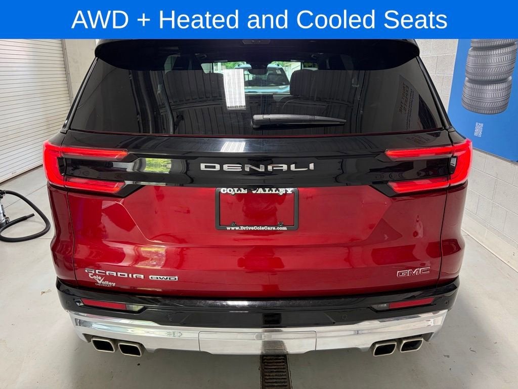 2024 GMC Acadia Denali
