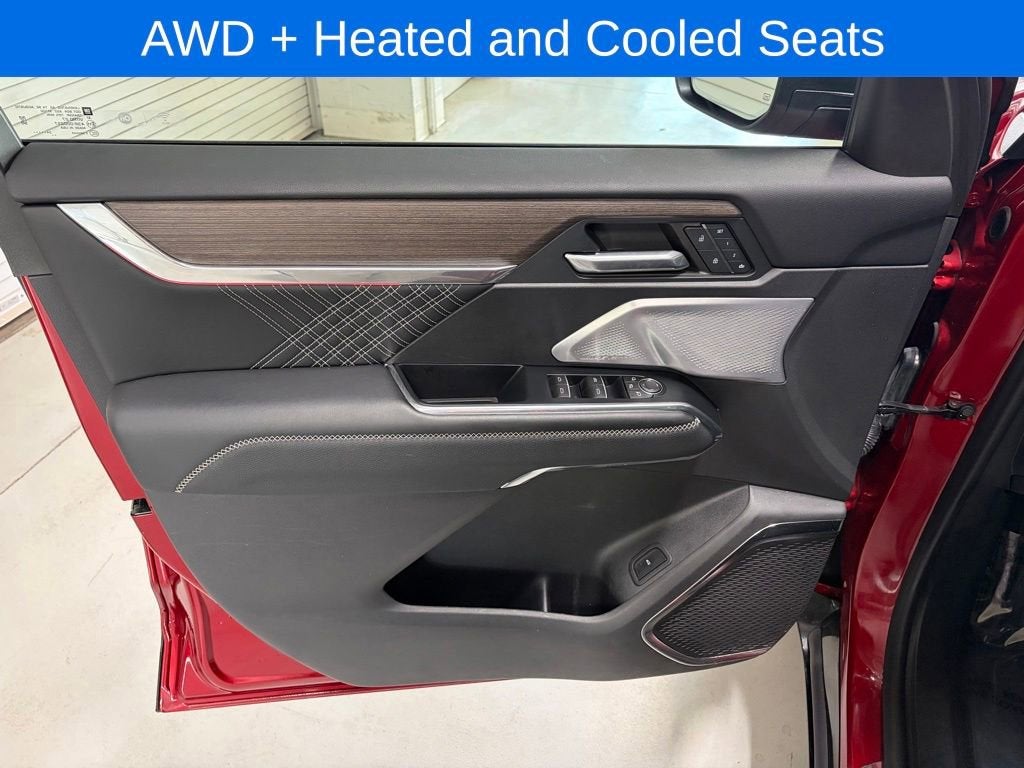 2024 GMC Acadia Denali