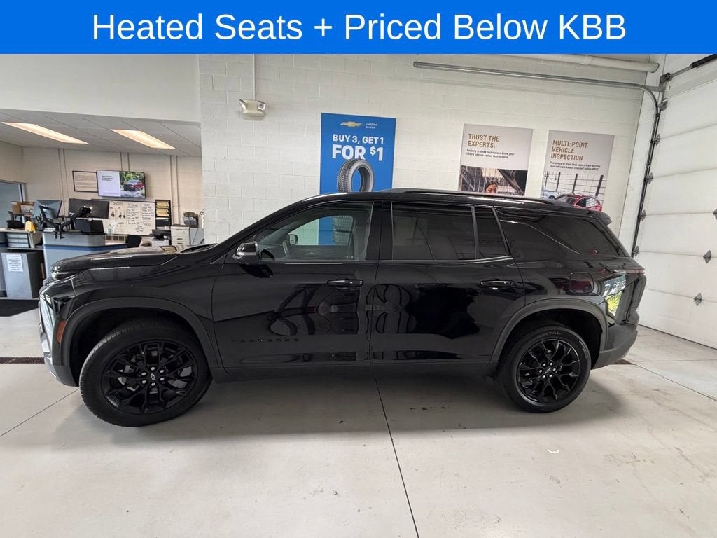 2024 Chevrolet Traverse LT