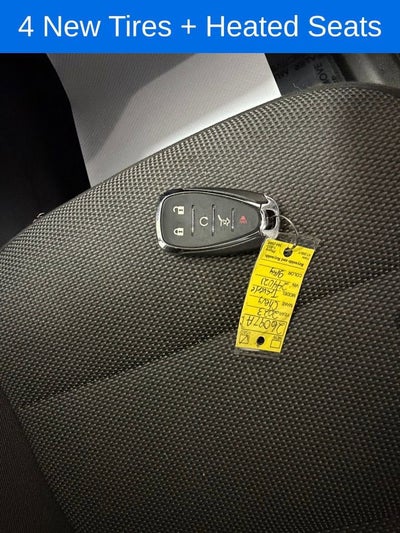 2023 Chevrolet Traverse LT Cloth