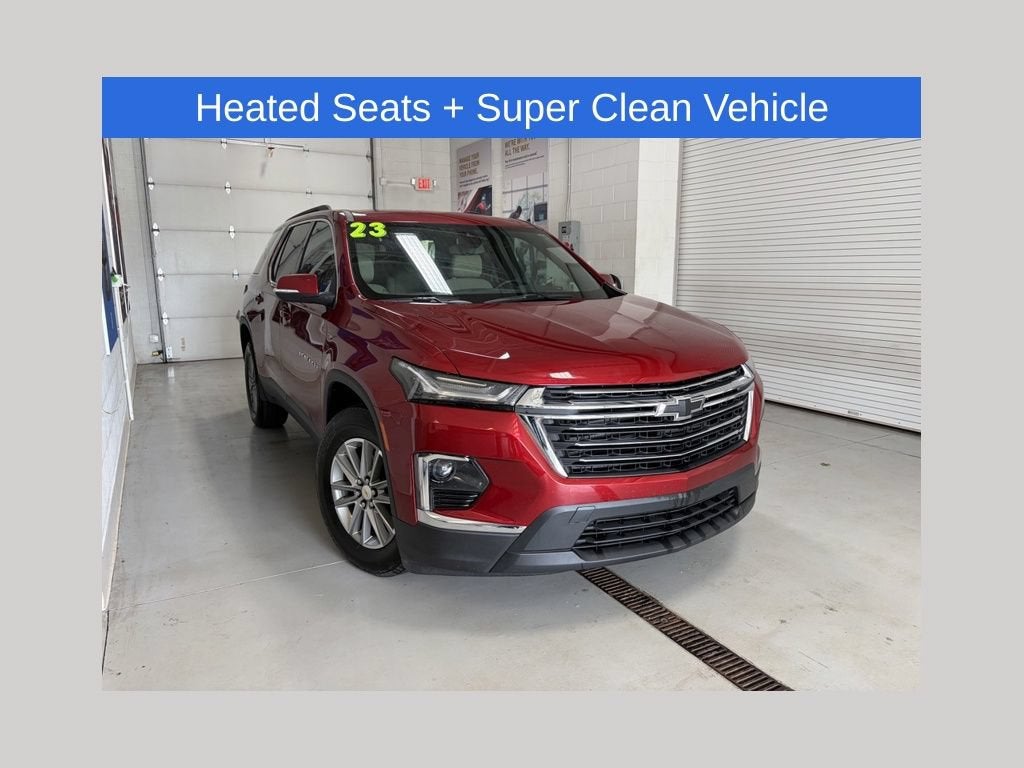 2023 Chevrolet Traverse LT Cloth