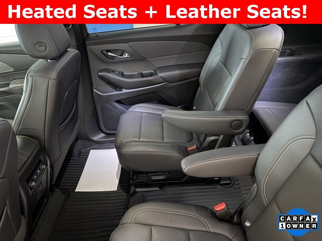 2022 Chevrolet Traverse LT Leather