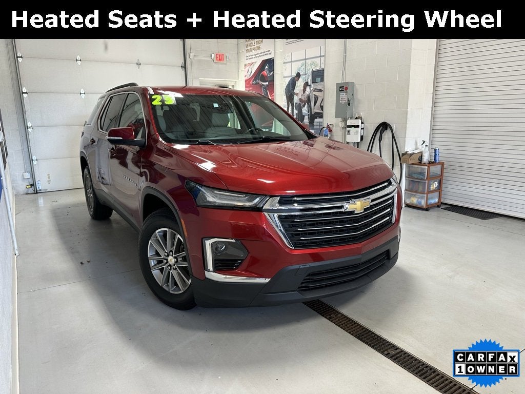 2023 Chevrolet Traverse LT Leather