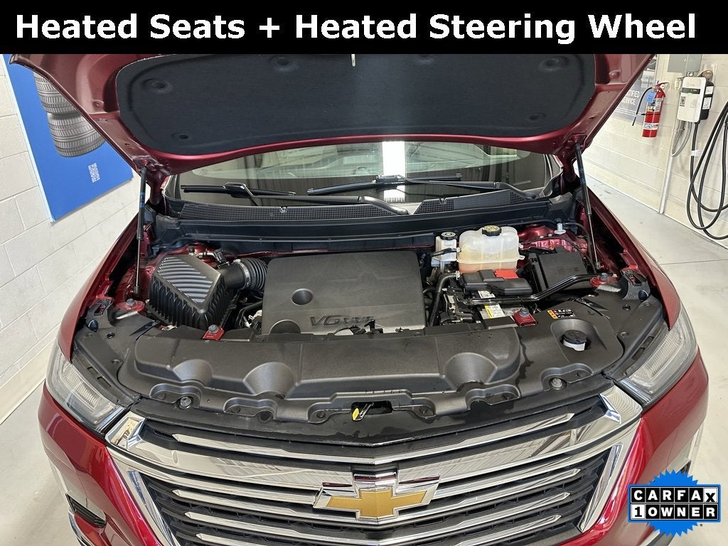 2023 Chevrolet Traverse LT Leather