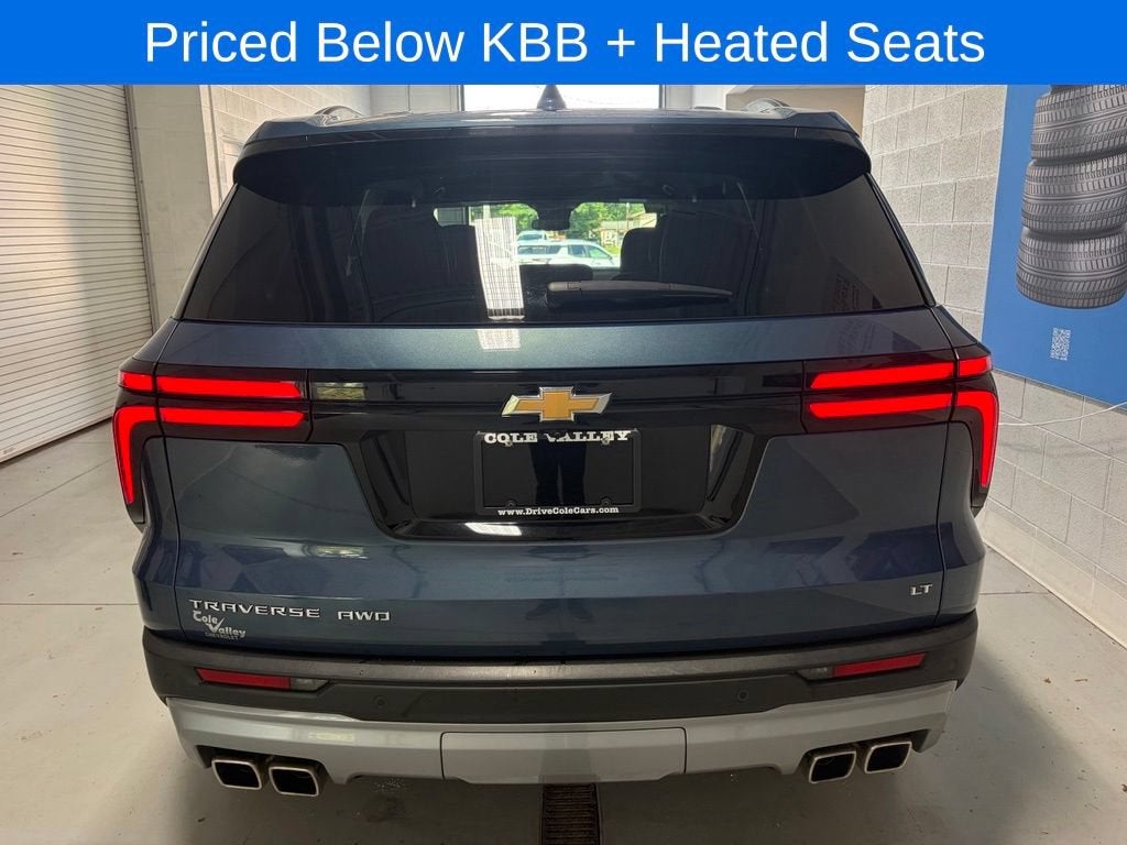 2024 Chevrolet Traverse LT