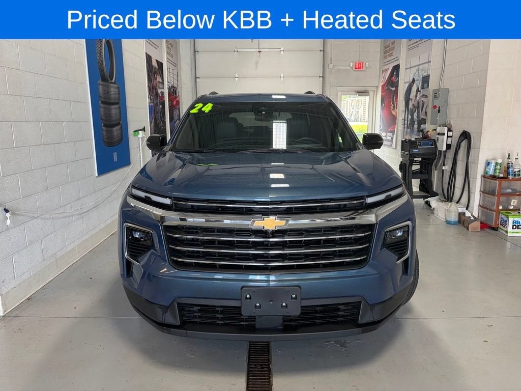 2024 Chevrolet Traverse LT