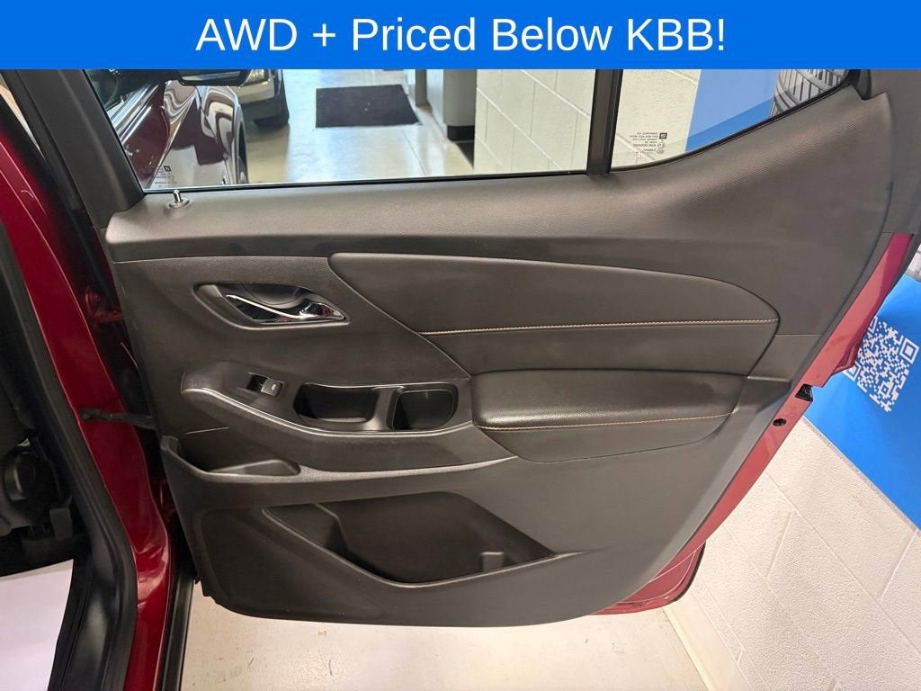 2018 Chevrolet Traverse LT Cloth