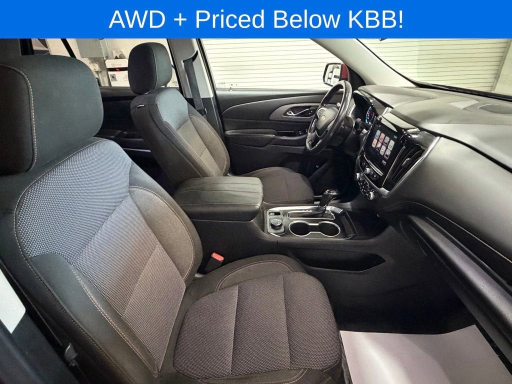 2018 Chevrolet Traverse LT Cloth