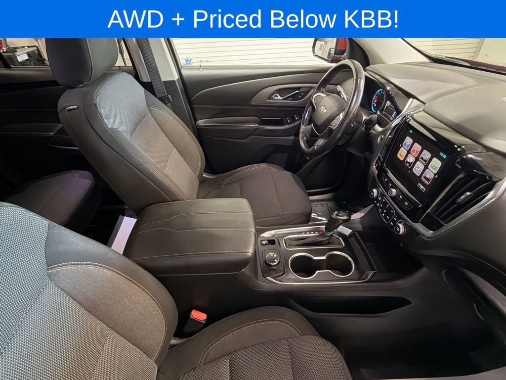 2018 Chevrolet Traverse LT Cloth