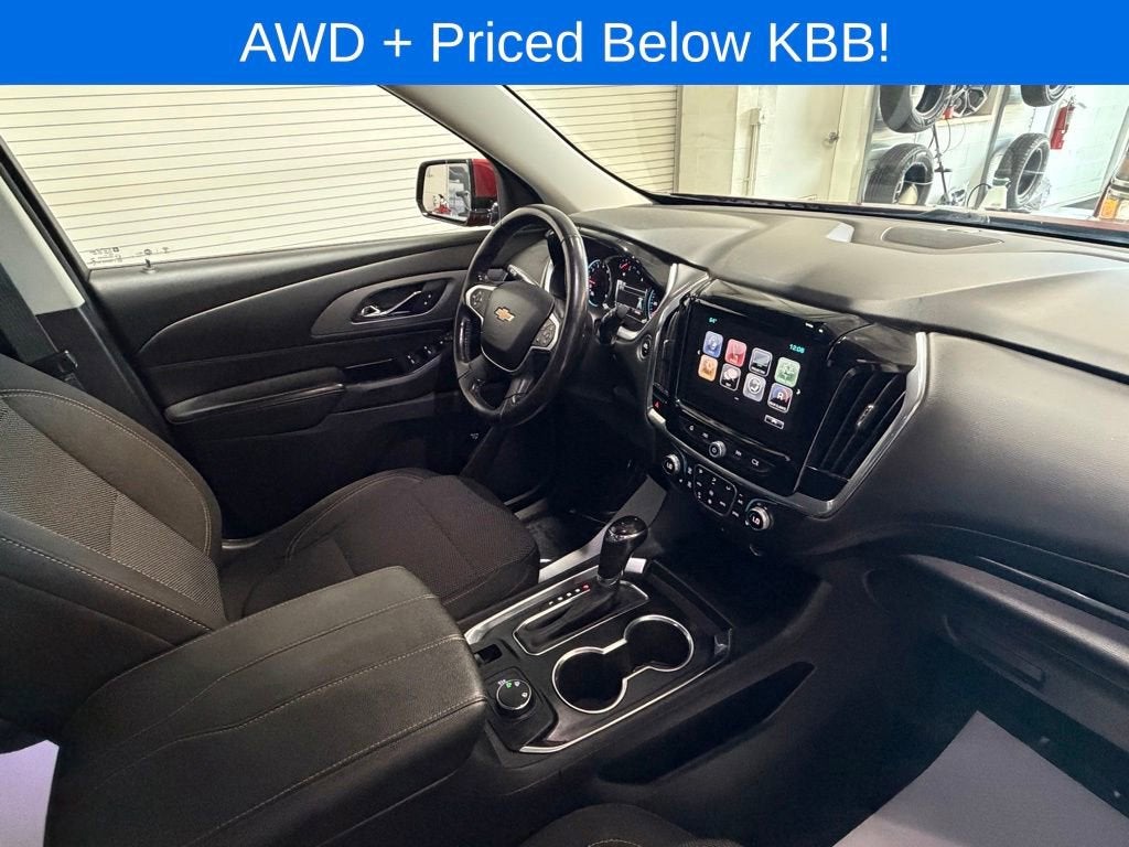 2018 Chevrolet Traverse LT Cloth