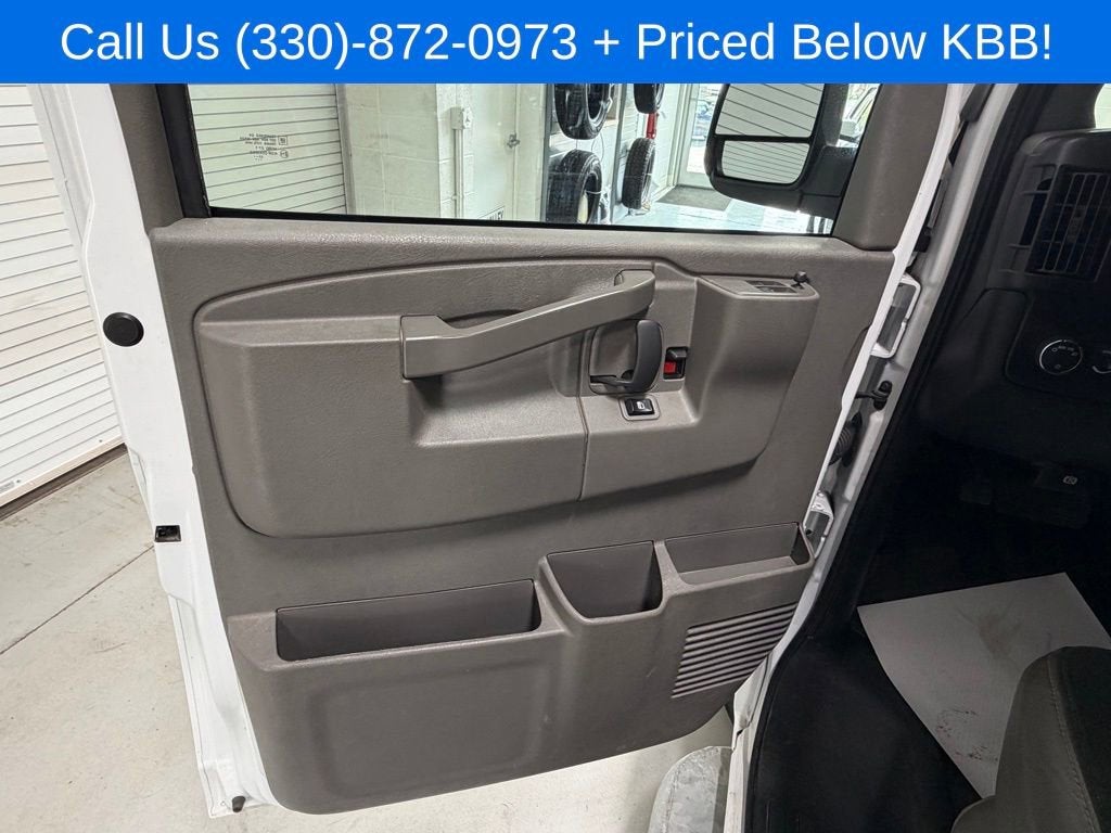 2024 GMC Savana Cargo 2500 Work Van