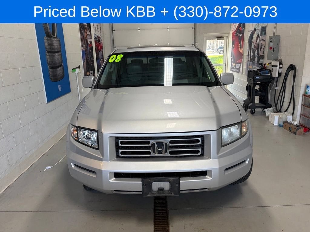 Used 2008 Honda Ridgeline RTL with VIN 2HJYK16598H520058 for sale in Newton Falls, OH