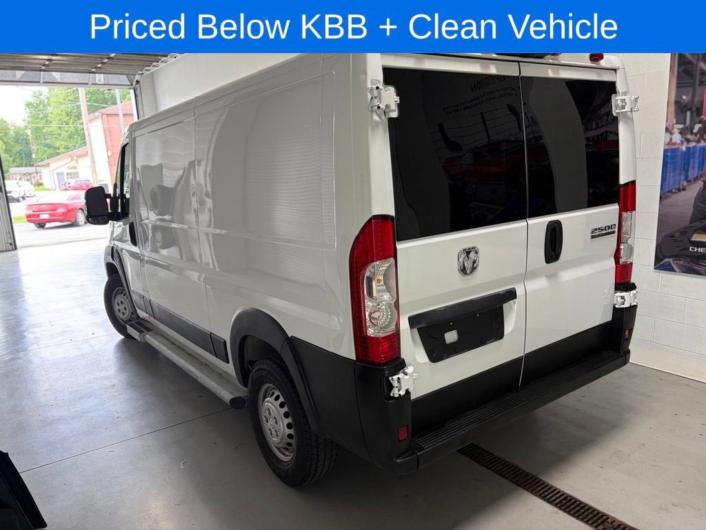 2025 RAM ProMaster Cargo Van Tradesman