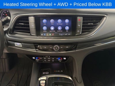 2023 Buick Enclave Essence