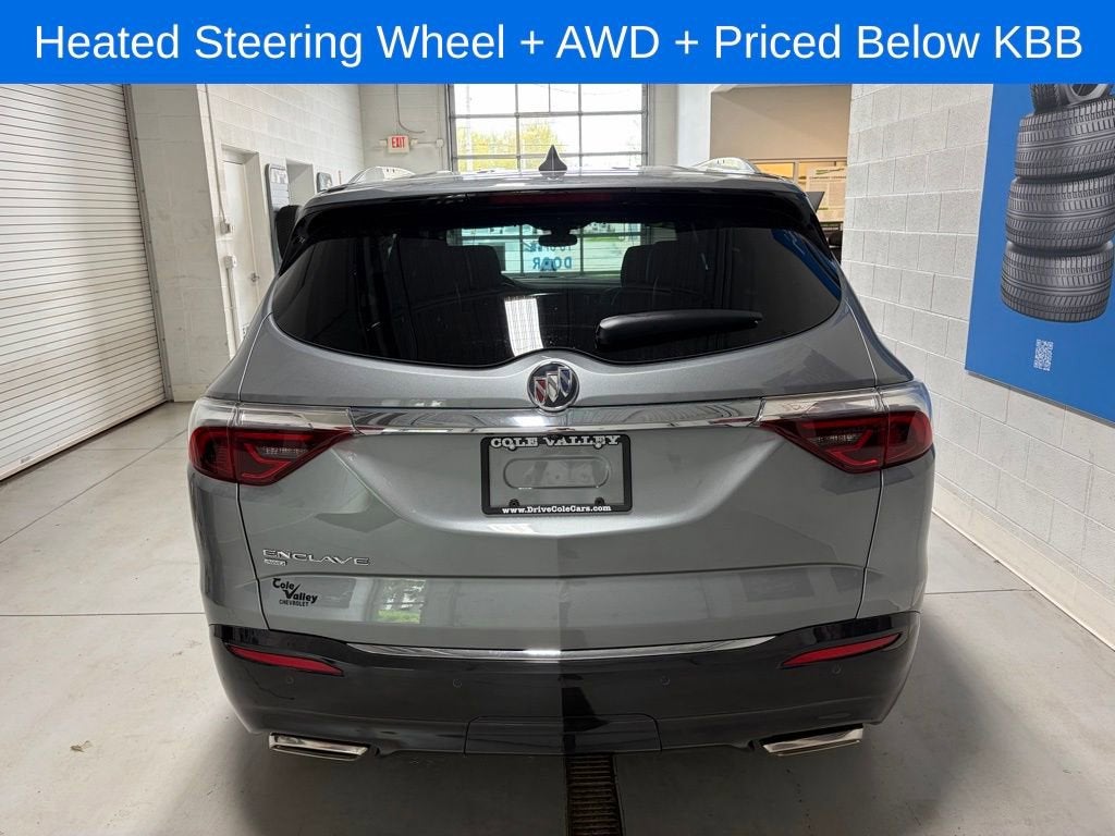 2023 Buick Enclave Essence