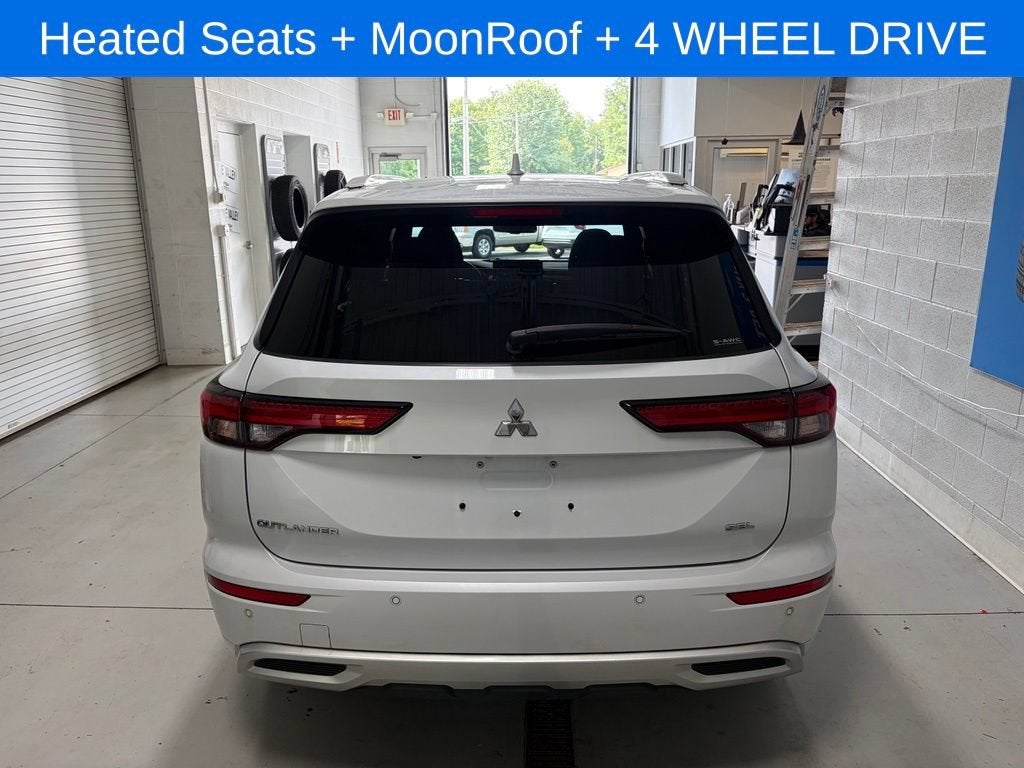 2022 Mitsubishi Outlander SEL