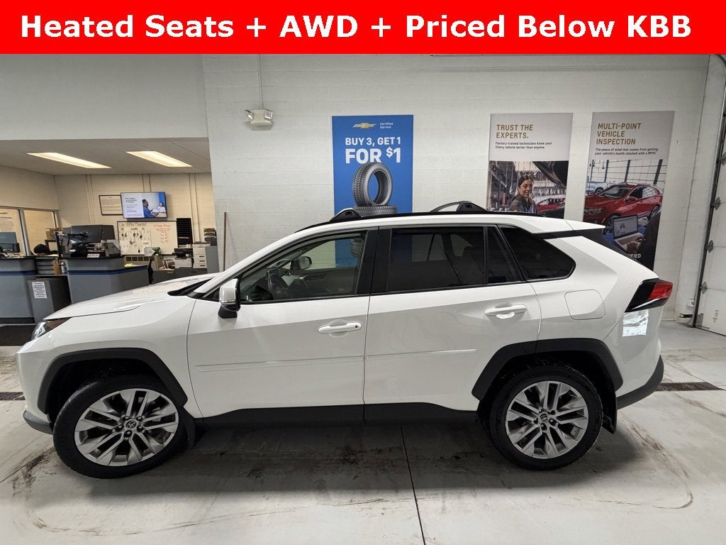 2019 Toyota RAV4 XLE Premium
