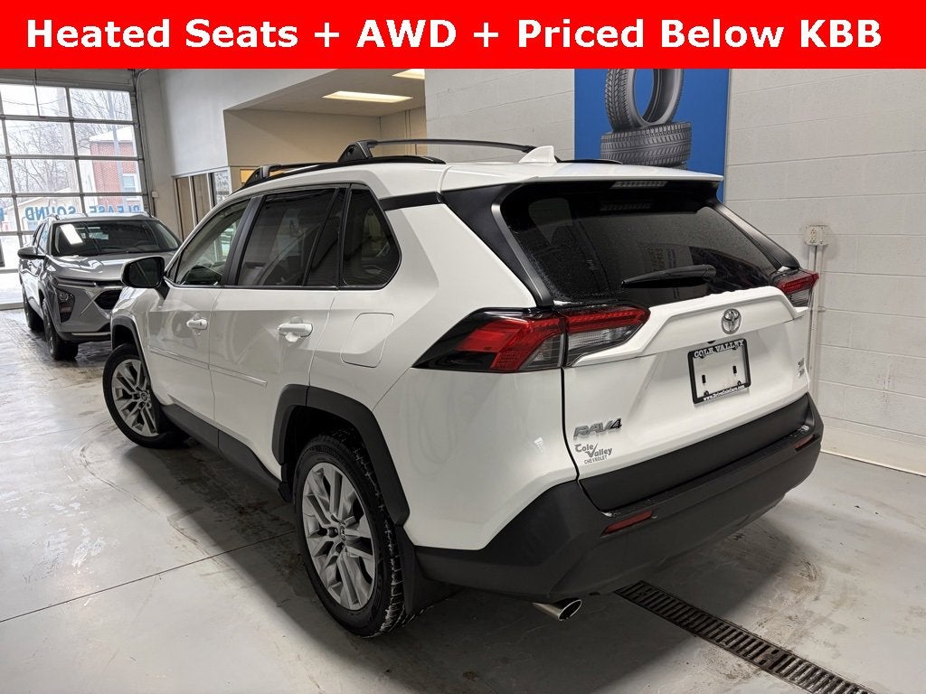 2019 Toyota RAV4 XLE Premium