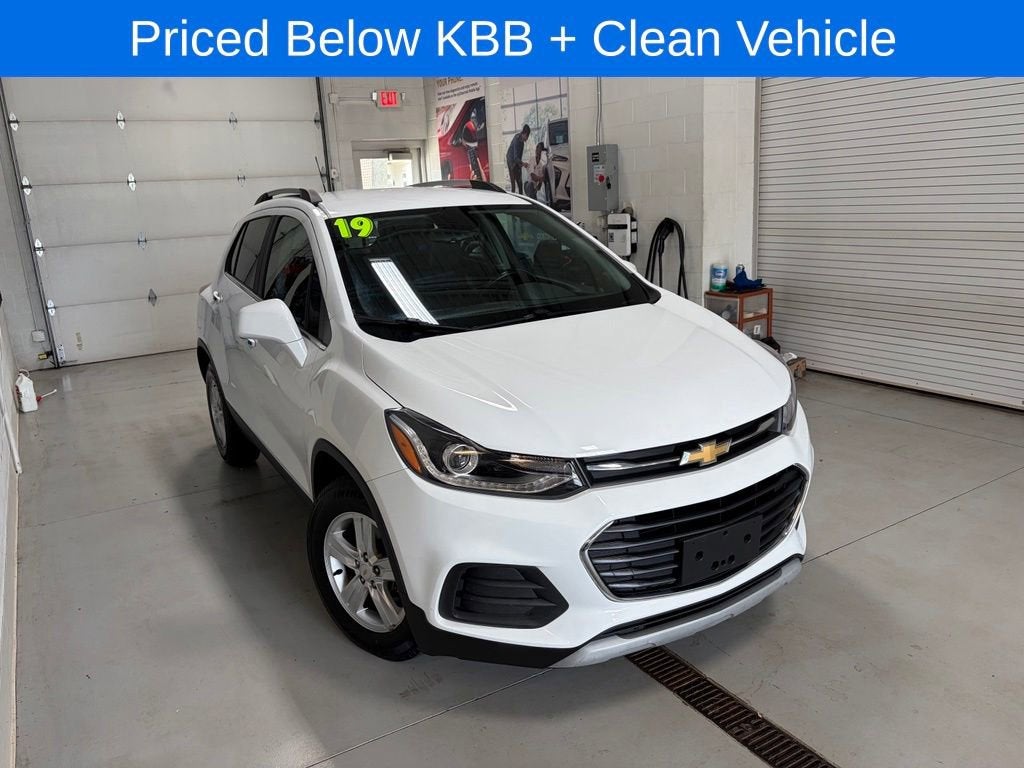 Used 2019 Chevrolet Trax LT with VIN KL7CJLSB5KB928014 for sale in Newton Falls, OH